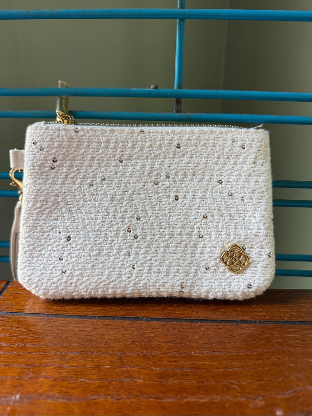 Kendra Scott Cream Tweed Wristlet with Gold Logo